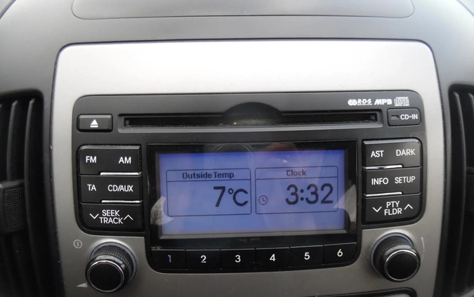 Hyundai I30 cena 4100 przebieg: 425000, rok produkcji 2010 z Kołobrzeg małe 211